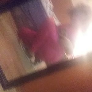 Pink shirt,shoes,pink pants